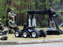 Our bomb disposal experts from Bechyně got new equipment from the USA