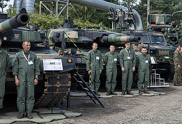 Two paths to modernization: Poland and Czechia’s evolving defense strategies