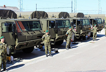 The Army will receive new specially modified Tatras for the transport of RBS-70NG